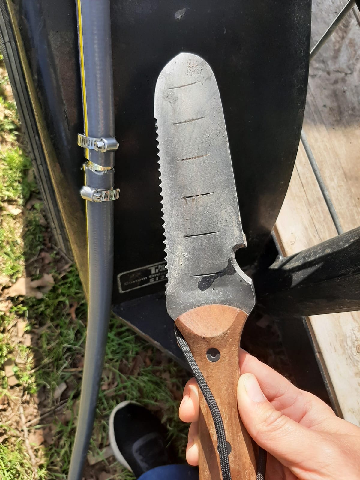 Barebones Hori Hori Classic - Garden Knife - Heat-Tempered Stainless Steel Blade and Walnut Handle customer photo 1