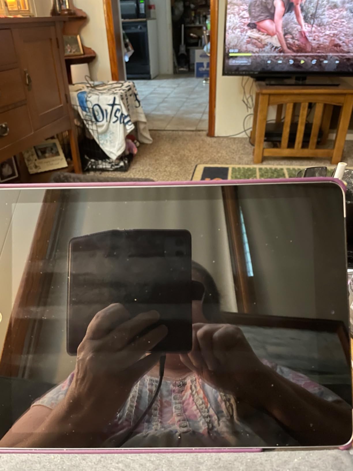 Apple iPad (5thGEneration) Wi-Fi, 128GB - Space Gray (Renewed) customer photo 2