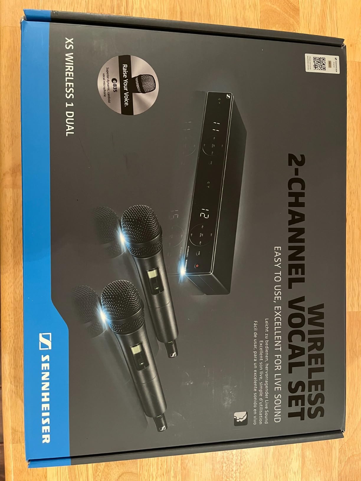Sennheiser XSW 1-835 Dual Channel Wireless Microphone System,Black customer photo 1