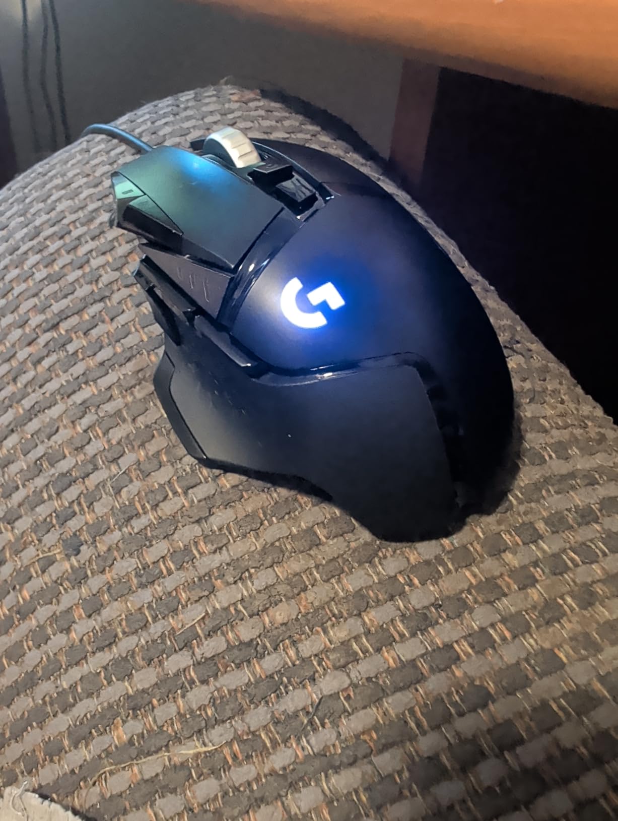 Logitech G502 Hero Wired Gaming Mouse - Black customer photo 2