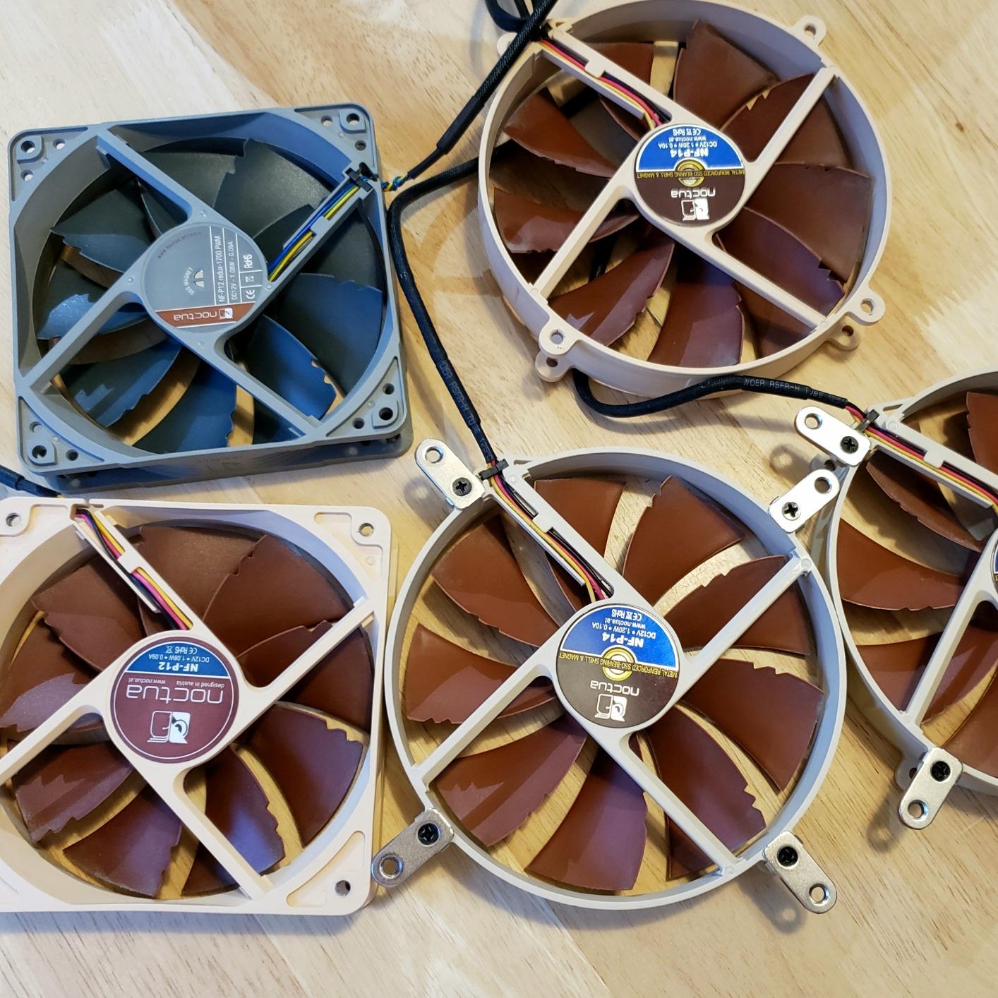 ARCTIC P12 Silent - PC Fan, 120 mm Fan, PC Case Fan, Pressure-optimised customer photo 2