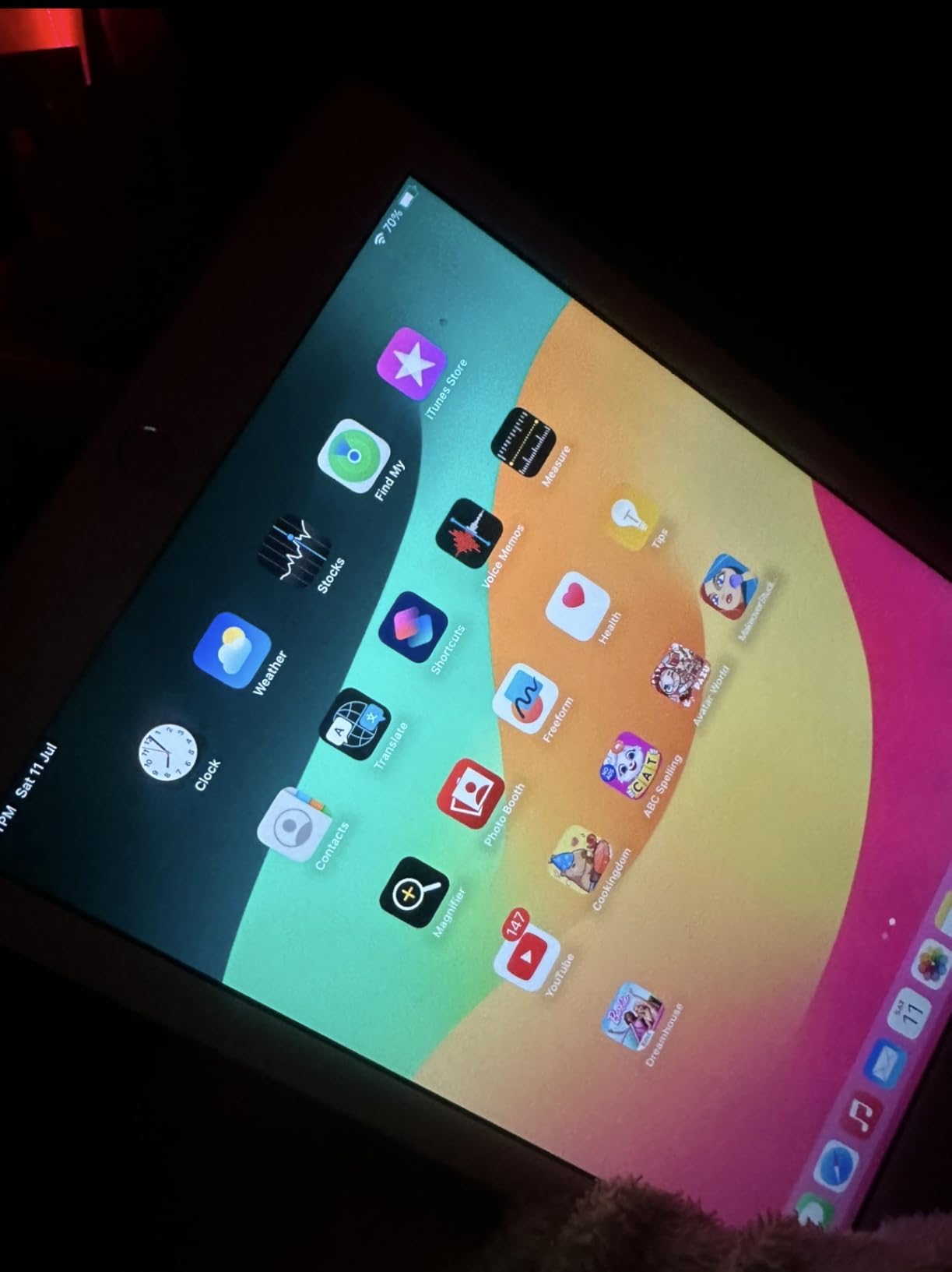 2018 Apple iPad (WiFi, 128GB) Space Gray (Renewed) customer photo 1