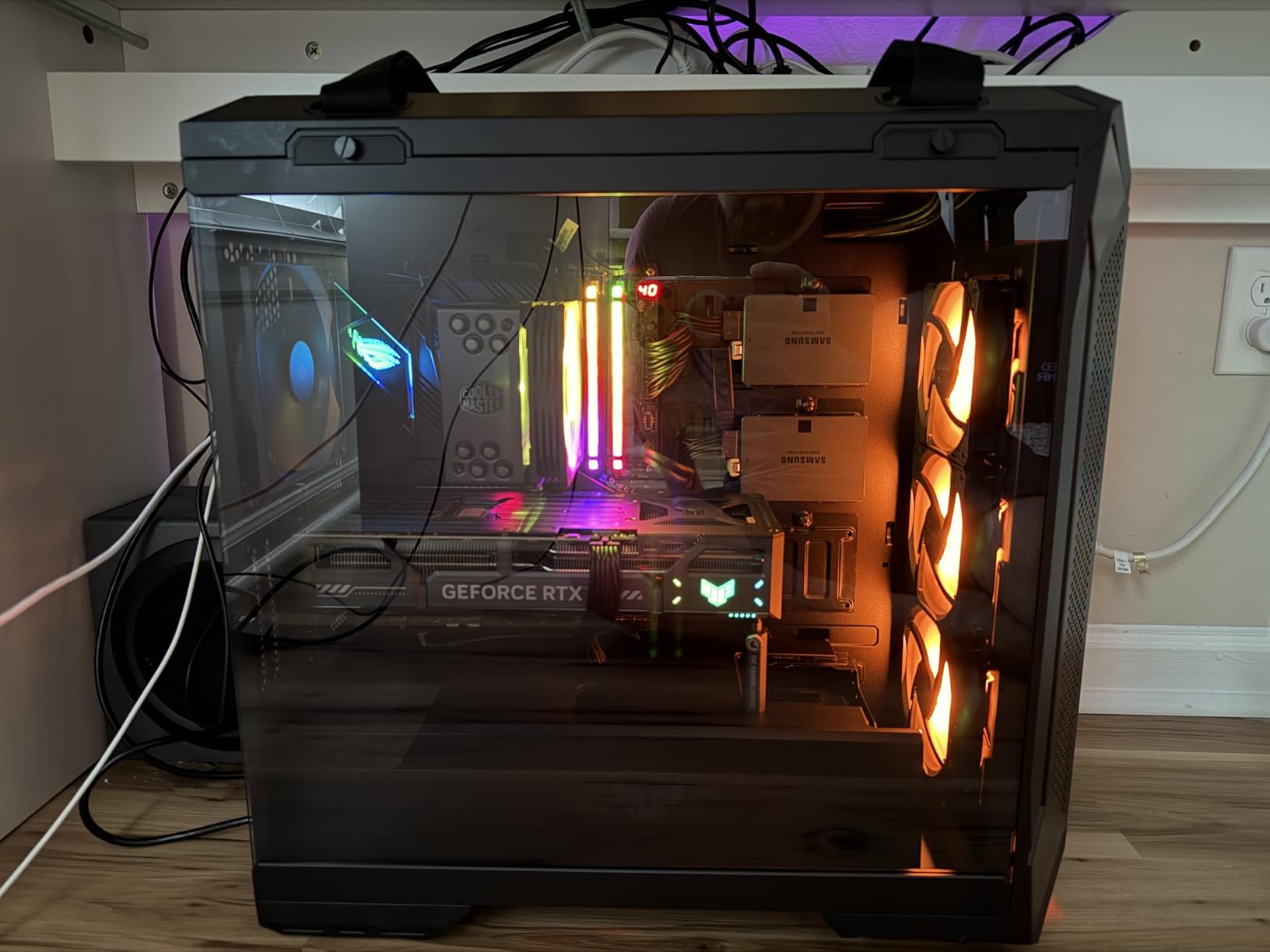 ASUS TUF Gaming GT501 Mid-Tower Gaming Case, EATX Support, Pre-Installed 4 Case Fans, USB 3.0 Front Panel, Smoked Tempered Glass, Steel Construction, 2 Year Warranty customer photo 2