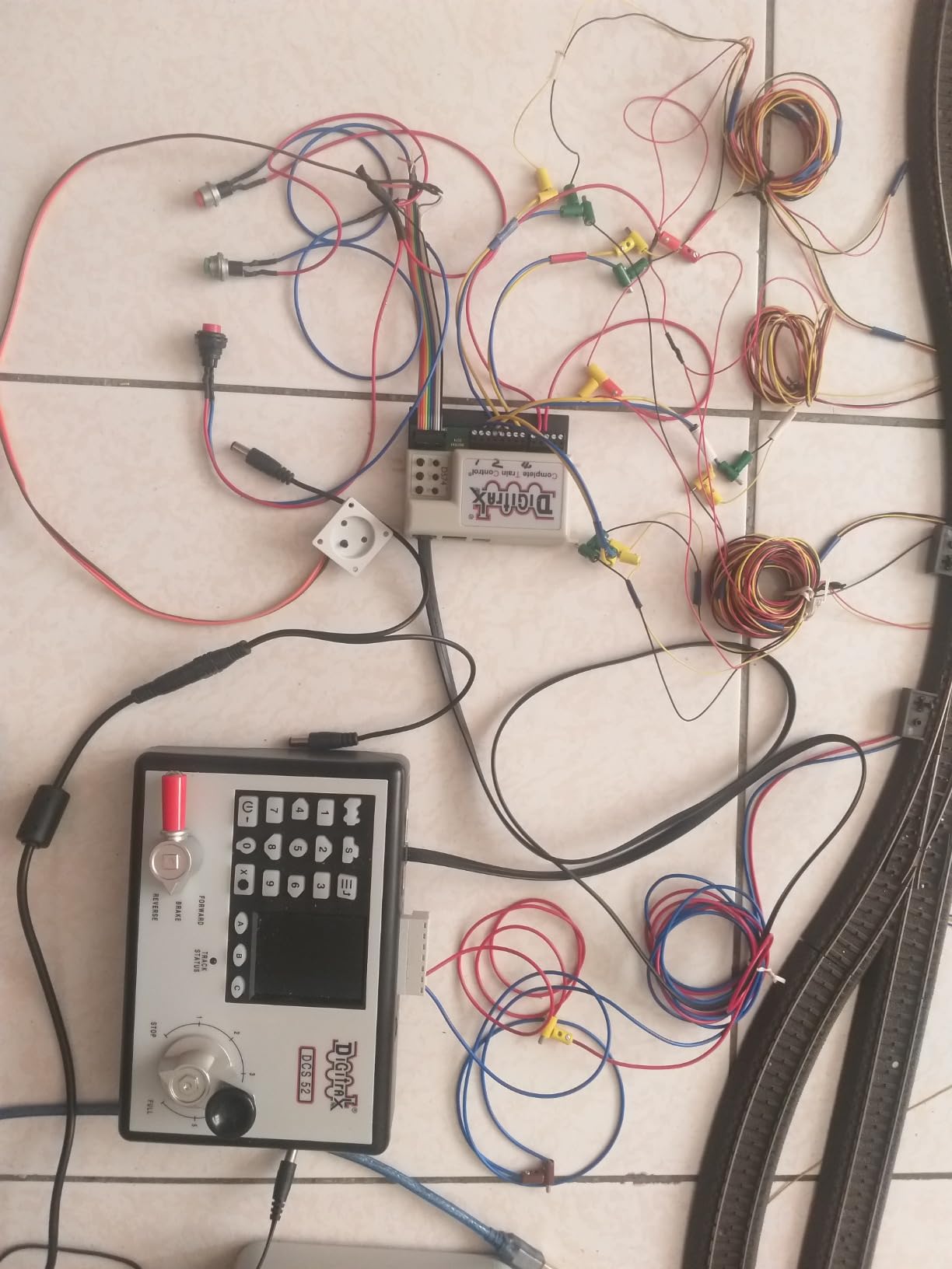 Digitrax Inc. Zephyr Express Starter Set DGTZEPE Power Supplies customer photo 1