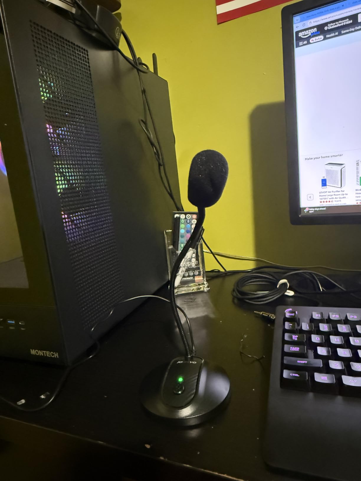 USB Microphone, 360 Degree Adjustable Gooseneck Design, Mute Button & LED Indicator, Noise-Canceling Technology, Plug & Play, Compatible with Windows & MacOS customer photo 2