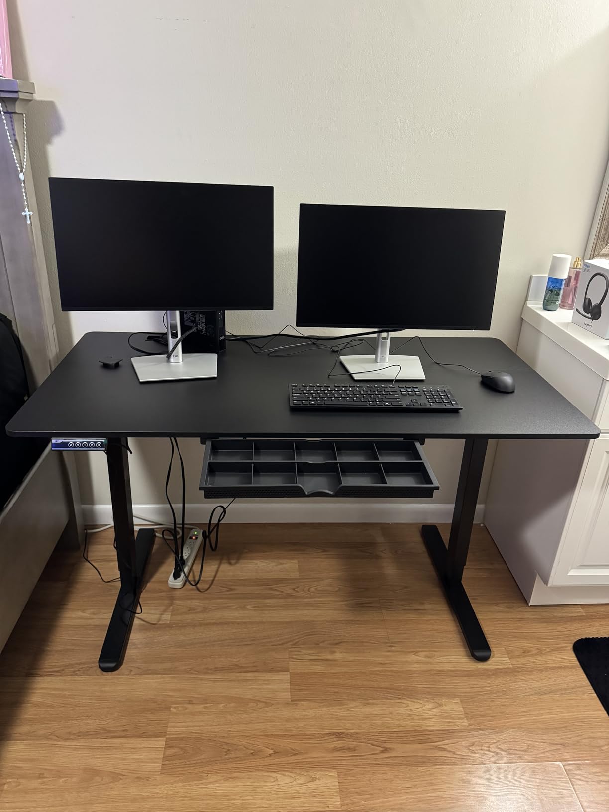 SHW 55 x 28 Electric Height Adjustable Standing Desk w/Drawer, Maple customer photo 2