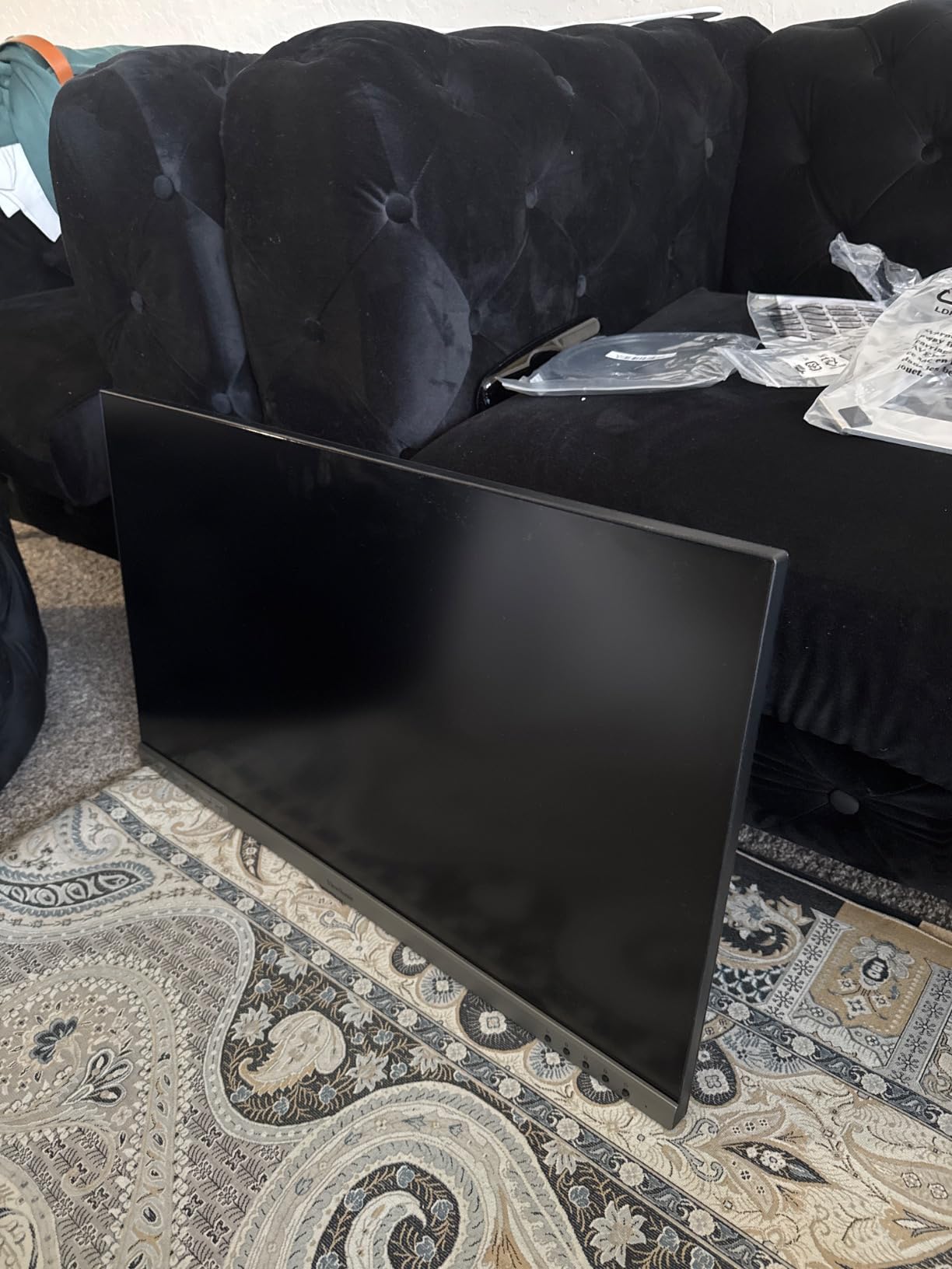 ViewSonic VX3276-4K-MHD 32 Inch 4K UHD Monitor, HDR10, HDMI, DisplayPort | Frameless Display For Work, Streaming, Movies; Dual 2W Speakers, Flicker-Free Eye Care, Wide sRGB Color, VESA Mount customer photo 1