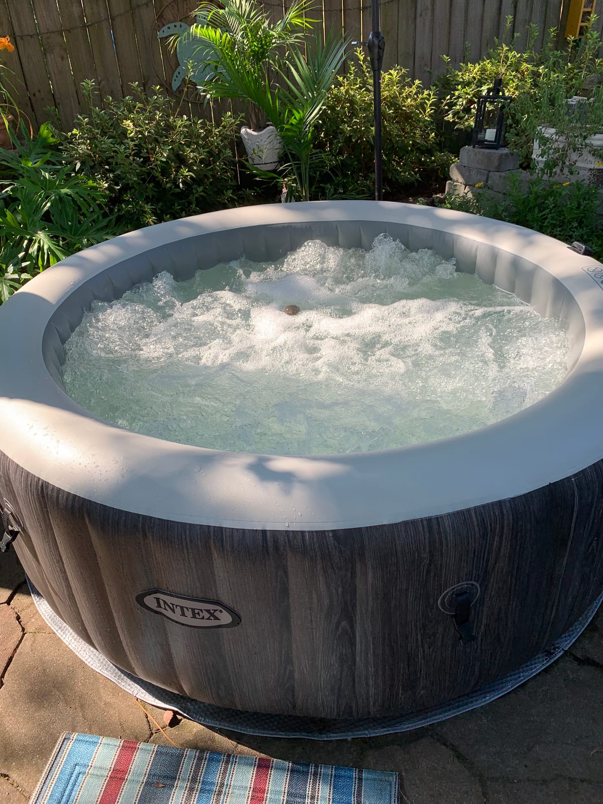 Intex 28439E 4-Person PureSpa 77in X 28in Greywood Deluxe Set customer photo 1
