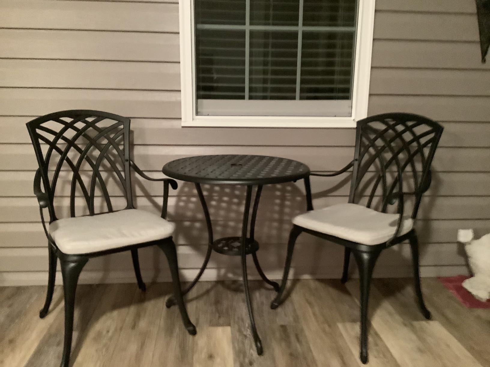 NUU GARDEN Patio Bistro Sets 3 Piece Cast Aluminum Bistro Table and Chairs Set with Umbrella Hole Bistro Set of 2 for Patio Backyard, Black customer photo 2