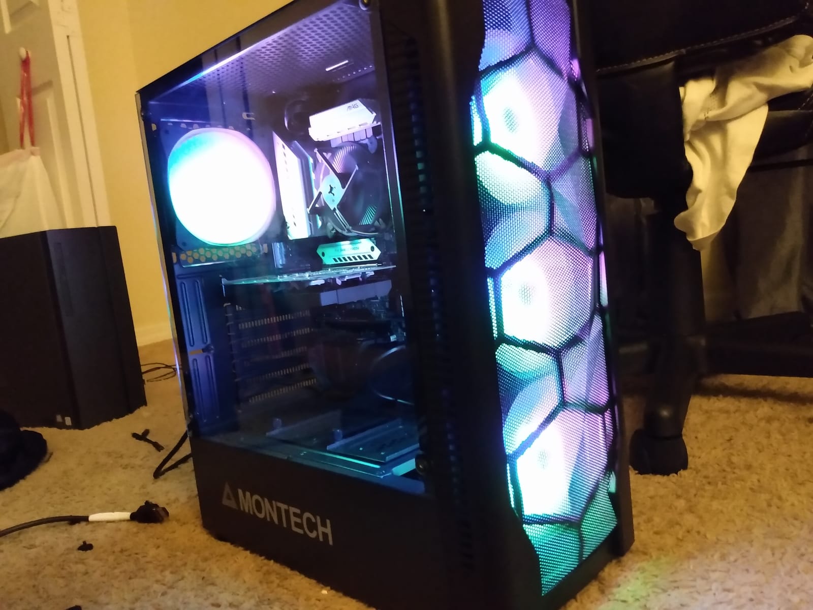Intel Core i3-10100 Desktop Processor 4 Cores up to 4.3 GHz LGA1200 (Intel 400 Series Chipset) 65W, Model Number: BX8070110100 customer photo 2