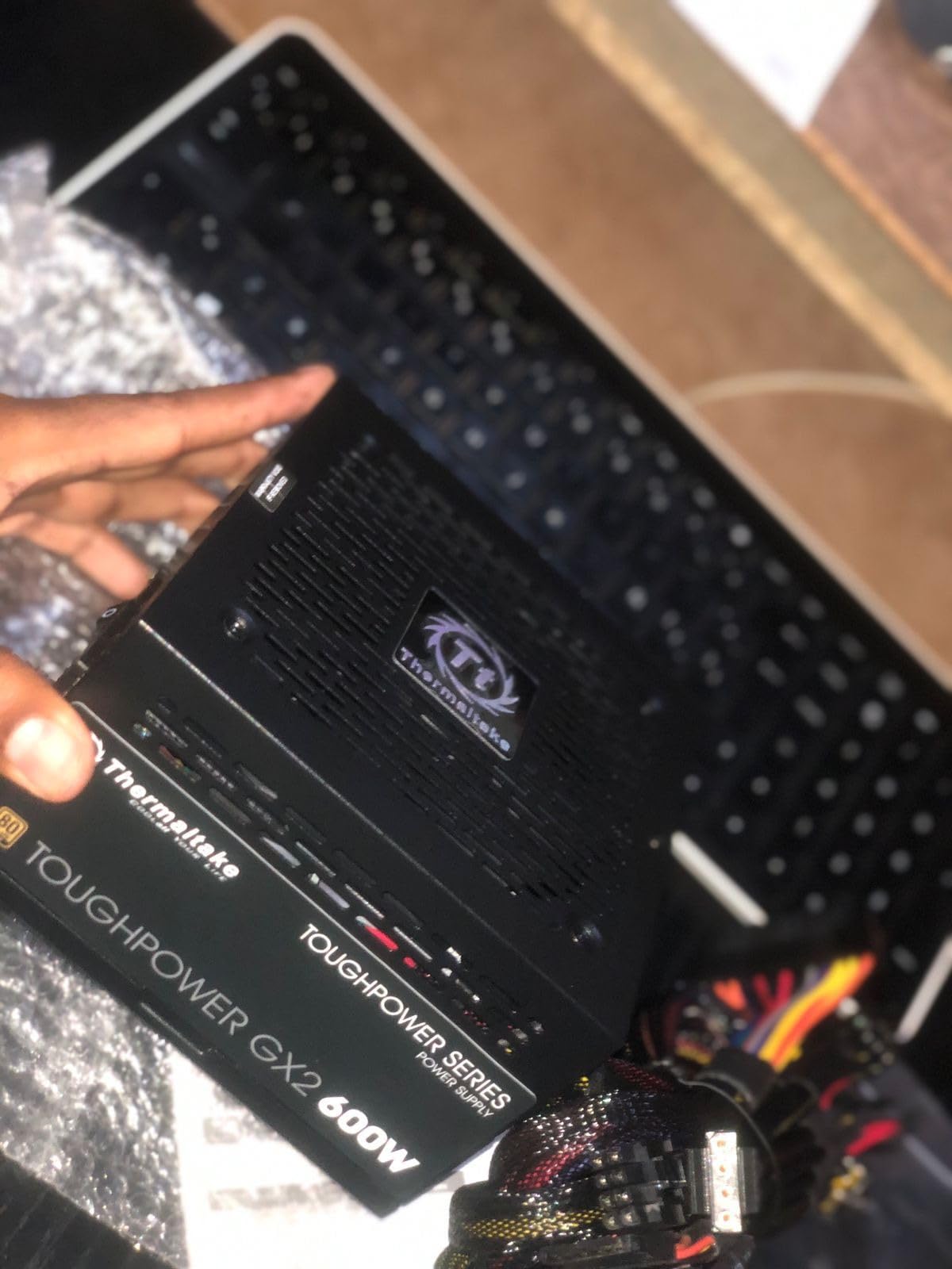 Thermaltake Toughpower GX2 80+ Gold 600W SLI/Crossfire Ready Continuous Power ATX 12V V2.4/EPS V2.92 Non Modular Power Supply 5 Year Warranty PS-TPD-0600NNFAGU-2 customer photo 2