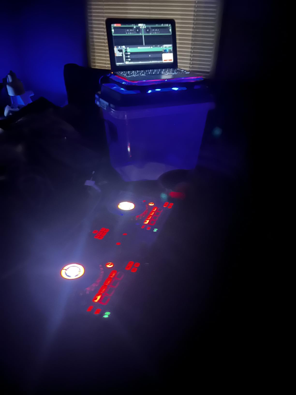 Numark Mixtrack Platinum FX DJ Controller | 4-Decks, 3-Band EQ DJ Mixer, Jog Wheel Displays, 16 Pads, 2 Effects Paddles, Audio Interface, Serato DJ Lite customer photo 2