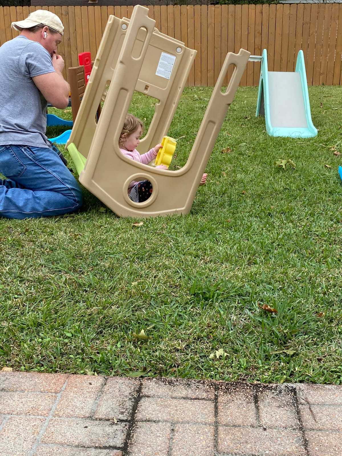 Simplay3 Young Explorers Discovery Playhouse - Indoor or Outdoor Clubhouse and Activity Playset for Toddlers and Kids, Made in USA customer photo 1