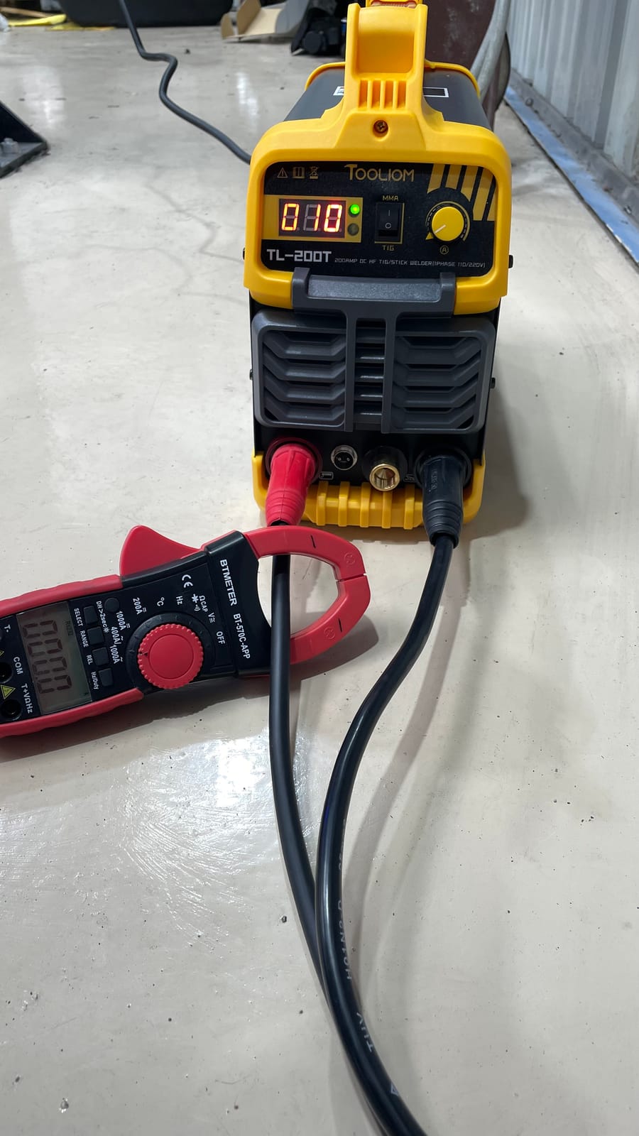 TOOLIOM 200A TIG Welder with Pulse, 110V/220V Dual Voltage customer photo 1