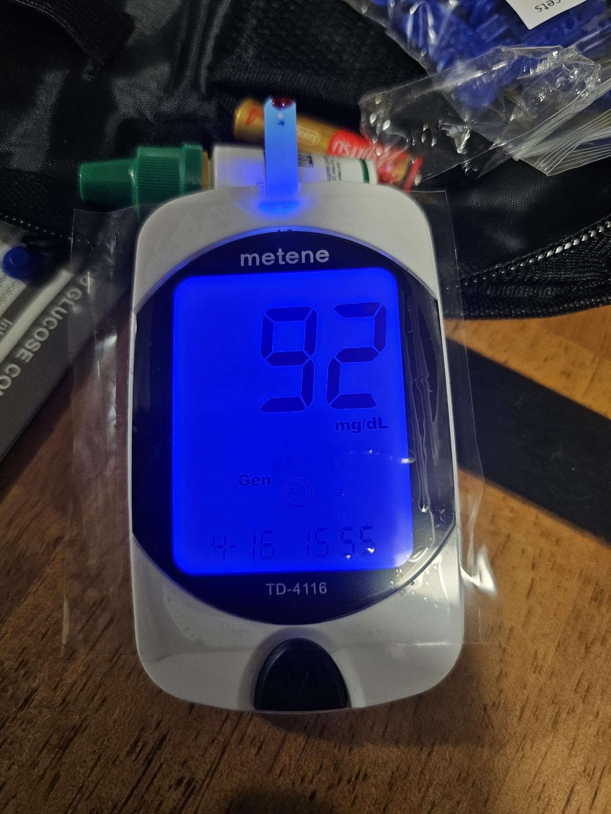 Metene TD-4116 Blood Glucose Monitor Kit, 100 Glucometer Strips, No Coding | 100 Lancets & Control Solution & Lancing Device, Blood Sugar Monitor Large Display , Blood Sugar Test Kit for Home Use customer photo 1