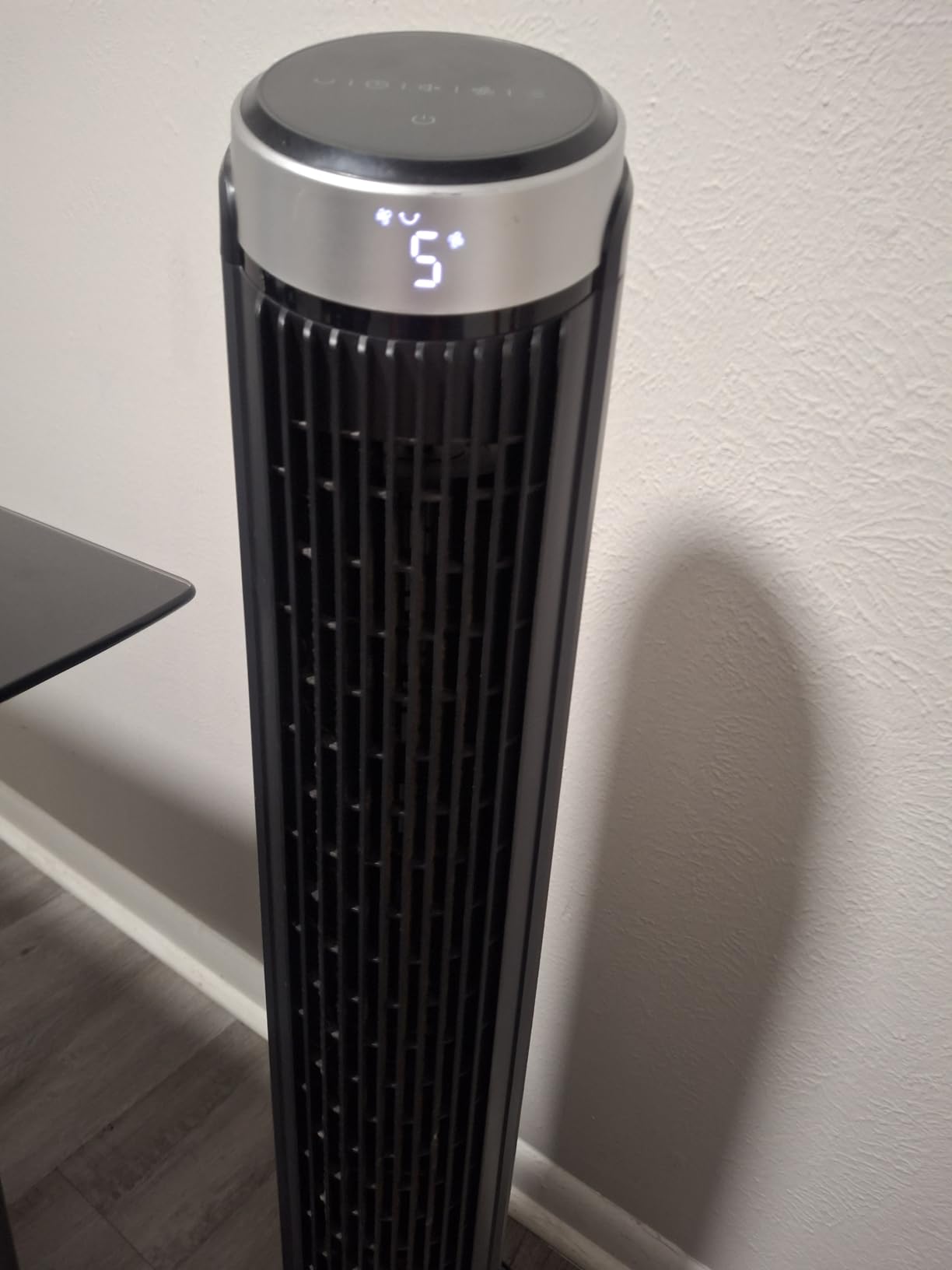 DREO Tower Fan for Bedroom, 90° Oscillating Fans that Blow Cold Air | 26 ft/s Powerful Airflow, 28dB Quiet Fan, 5 Speeds, 4 Cooling Modes, 12H Timer, 40 inch Standing Floor Fan for Home Office customer photo 2