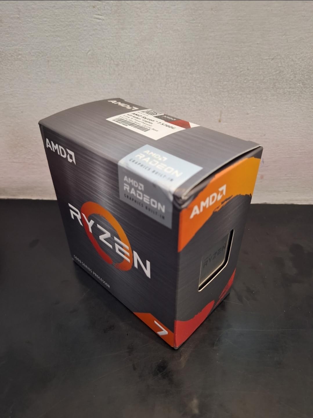 AMD Ryzen™ 7 5700G 8-Core, 16-Thread Desktop Processor with Radeon™ Graphics customer photo 2