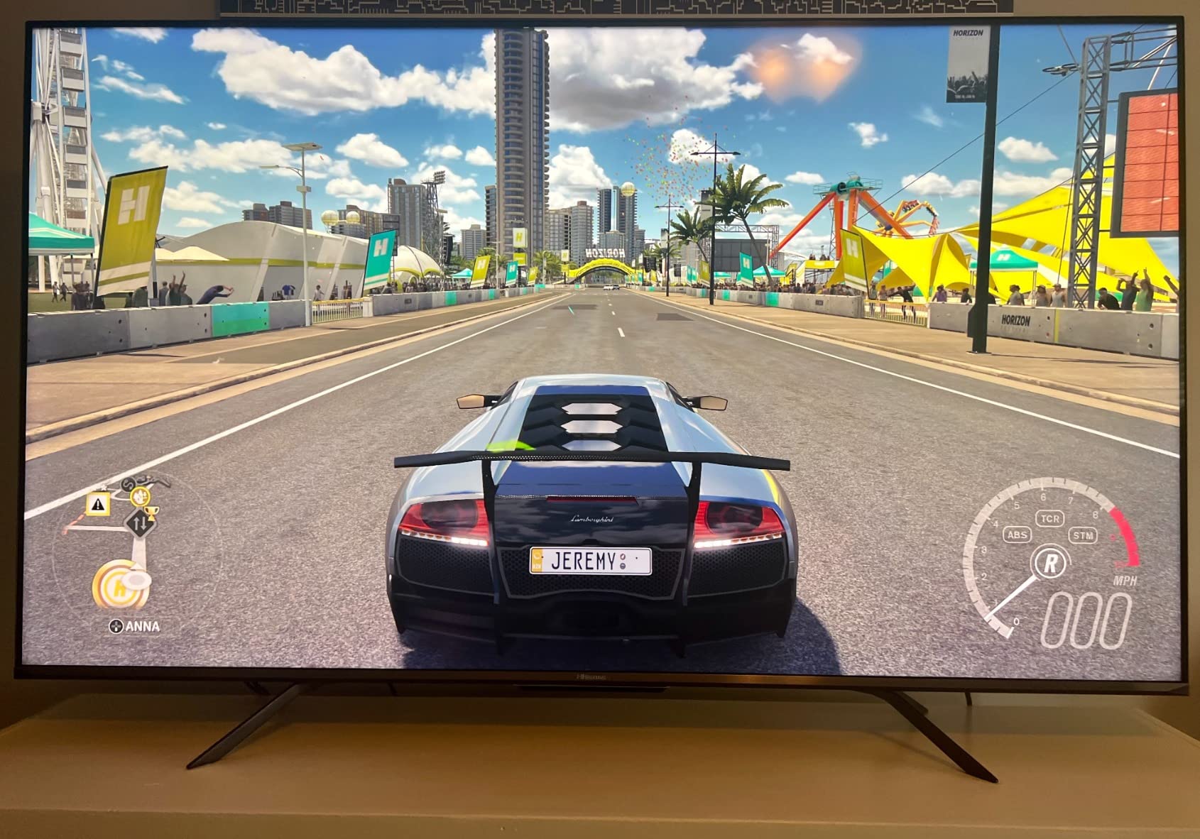 Hisense ULED Premium 65U7G QLED Series 65-inch Android 4K Smart TV with Alexa Compatibility, 1000-nit HDR10+, Dolby Vision & Atmos, 120Hz, HDMI 2.1, Game Mode Pro customer photo 2