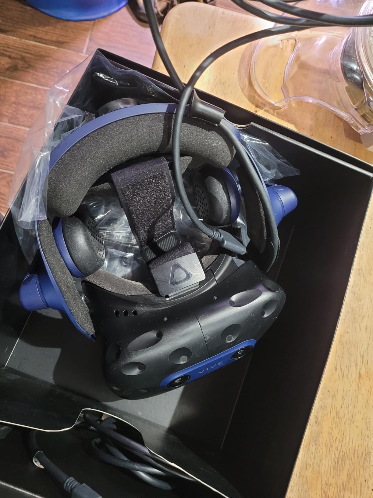 HTC Vive Pro 2 Headset Only customer photo 2