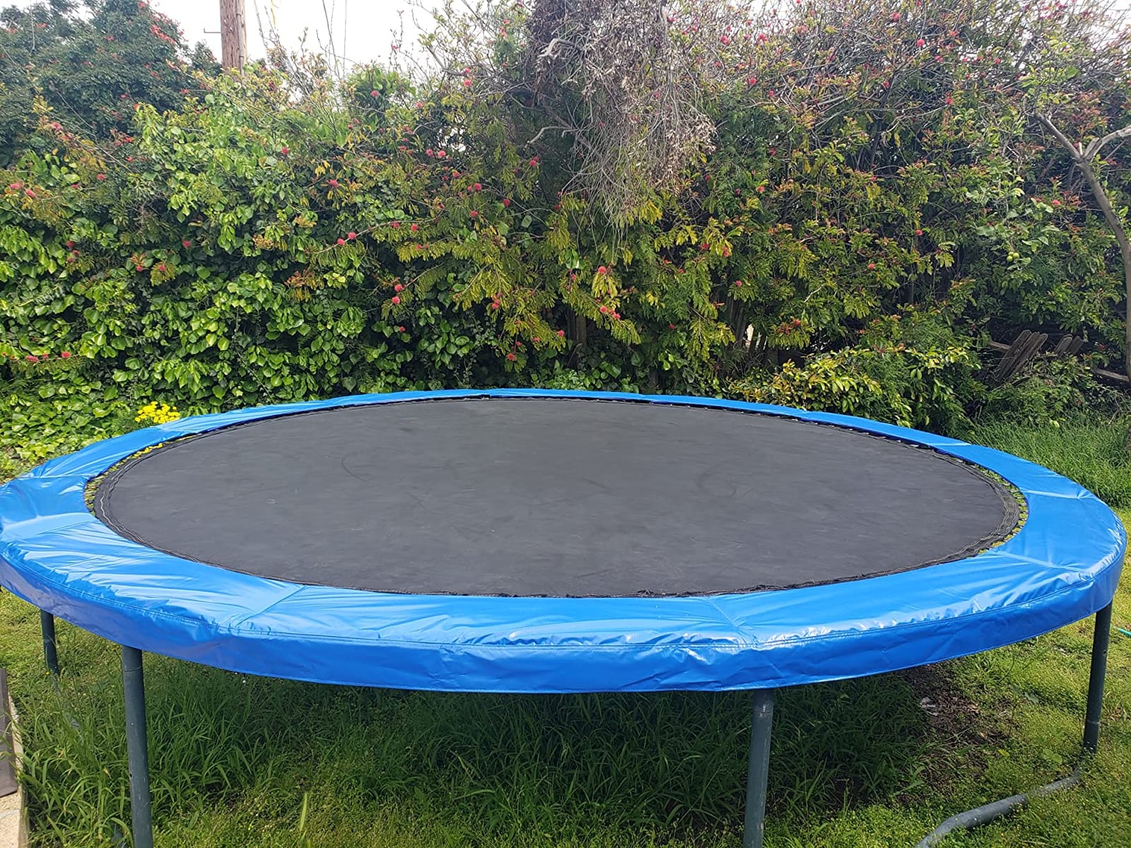 SkyBound Universal Replacement Trampoline Safety Pad - Spring Cover Fits 8ft 10ft 12ft 14ft 15ft Frames - Comfortable, Long Lasting, and Water-Resistant customer photo 2