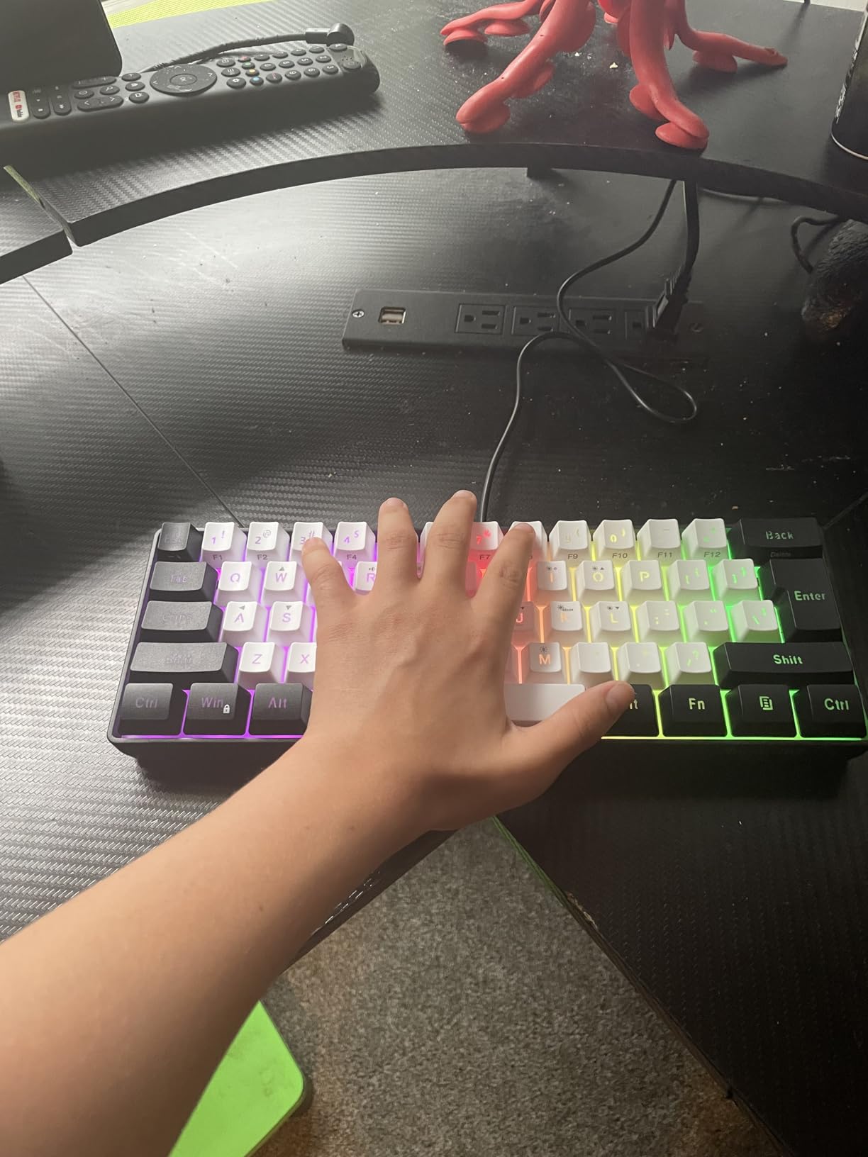 Snpurdiri 60% Wired Gaming Keyboard, 61 Keys RGB (Black-White) | Backlit Ultra-Compact Small Gaming Keyboard, for PC/Mac Gamer, Typist, Travel, Easy to Carry on Business Trip customer photo 1