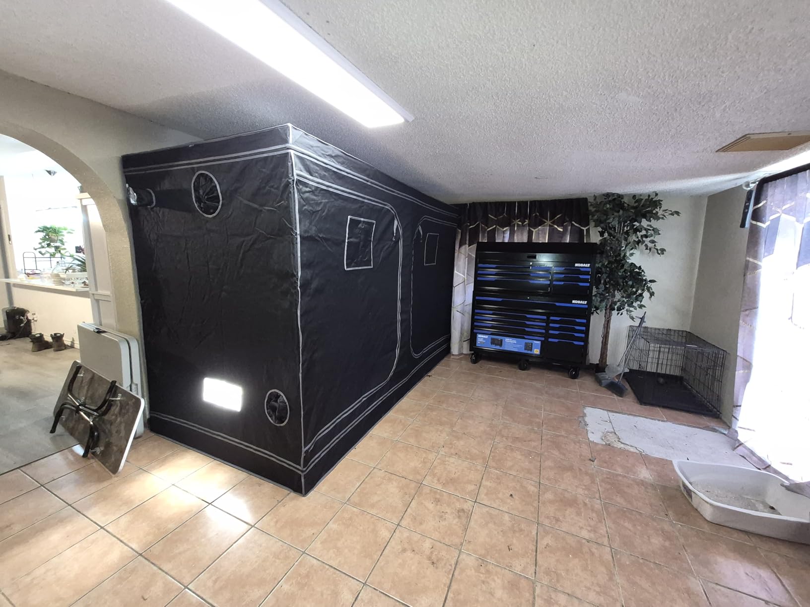 4x4 Grow Tent 48