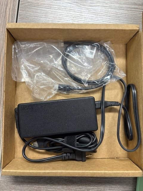 Lenovo ThinkPad Universal Thunderbolt 4 Dock | 4 Displays | 100W Charge customer photo 2