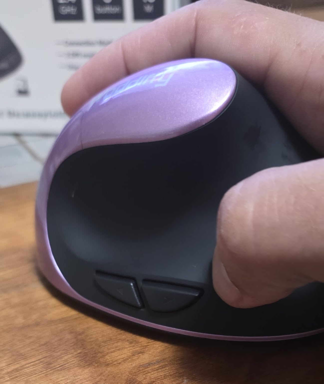 Ergonomic Mouse,Vertical Ergonomic Wireless Computer Mouse Purple customer photo 1