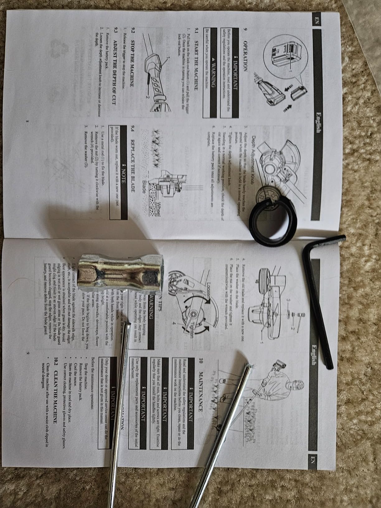 Greenworks 40V 8 in Cordless Electric Lawn Edger, 4.0 Ah Battery, Charger customer photo 2