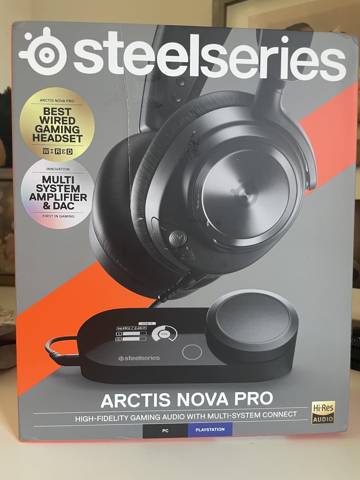 SteelSeries Arctis Nova Pro Multi-System Gaming Headset - Premium Hi-Fi Drivers, Hi-Res Audio - 360° Spatial Audio - GameDAC Gen 2 - ESS Sabre Quad-DAC - Stealth Retractable Mic - PC, PS5, PS4, Switch customer photo 1