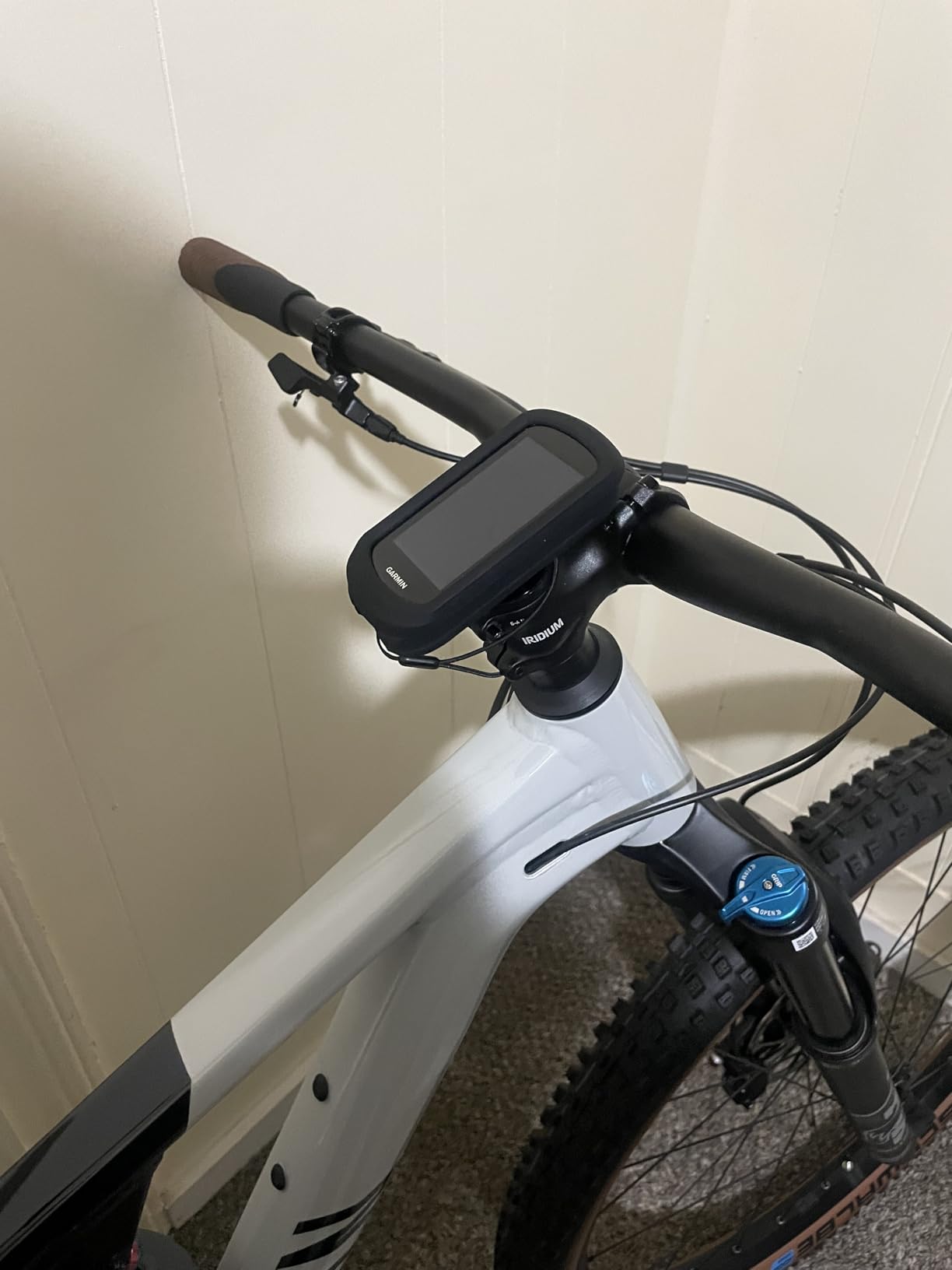 Garmin Edge® Explore 2, Easy-to-Use GPS Cycling Navigator customer photo 2