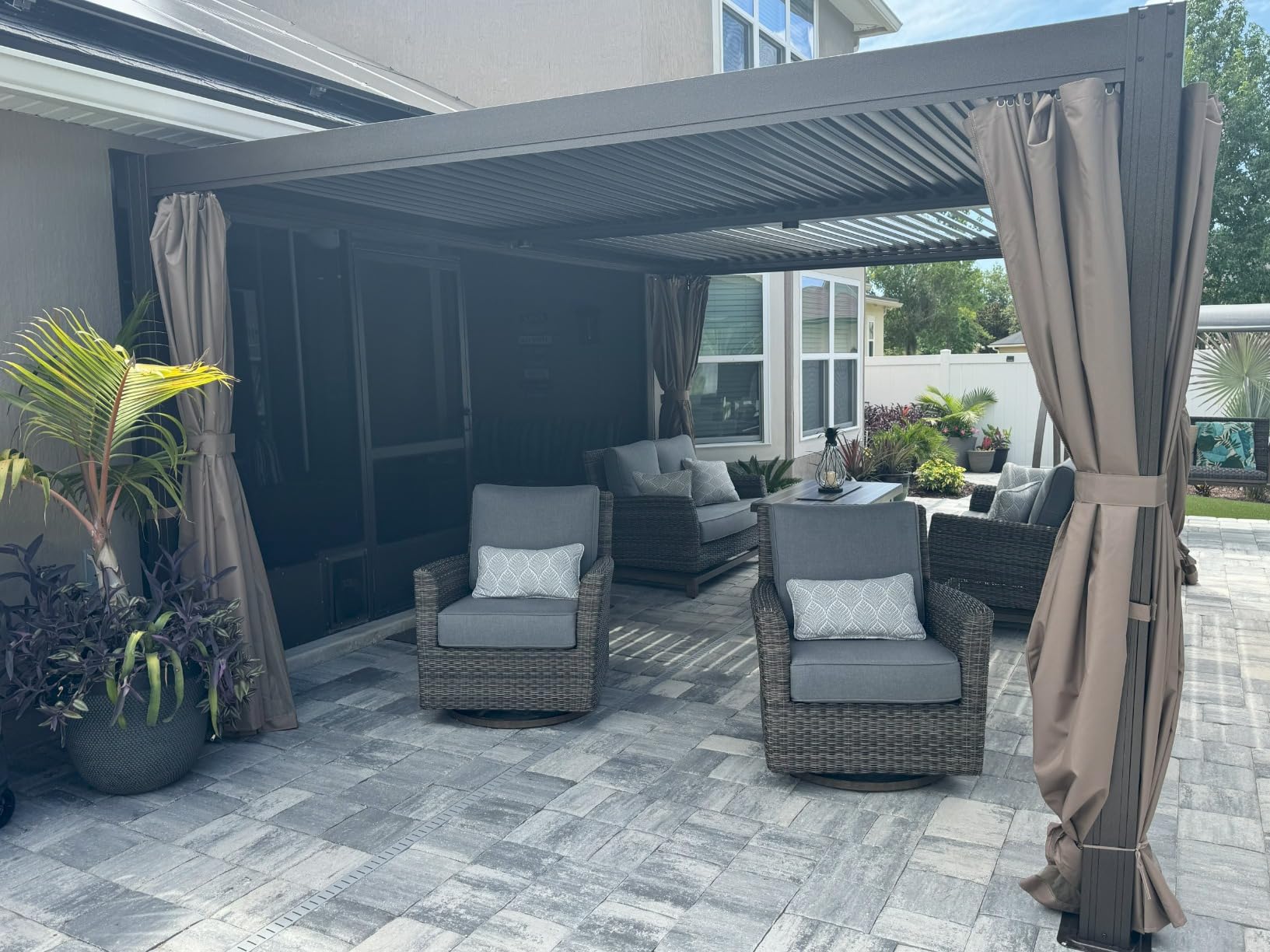 Domi 12x16 Aluminum Outdoor Louvered Pergola with Curtains and Netting customer photo 2