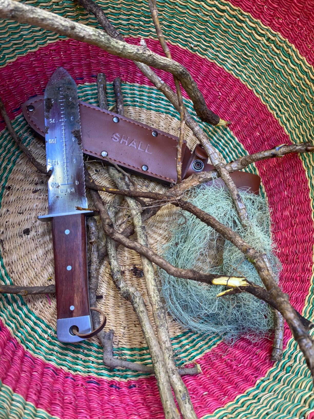 SHALL Hori Hori, Japanese Garden Knife, Soil Knife with Leather Sheath, Rosewood Handle & Hide Rope, 7” Stainless Steel Blade, Rope Cutting Edge, for Digging, Weeding, Planting, Full-Tang customer photo 1