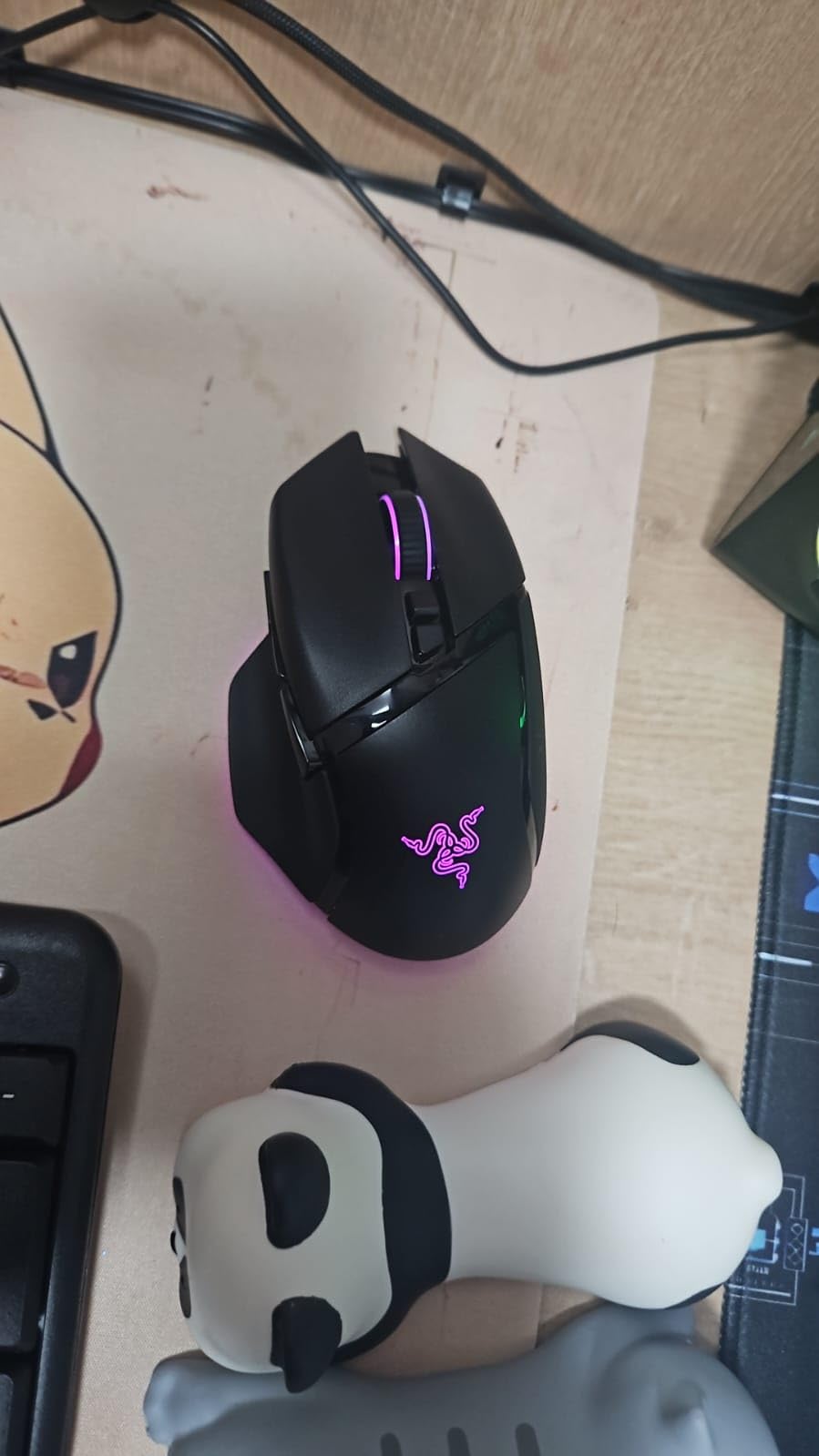 Razer Basilisk V3 Pro Customizable RGB Wireless Gaming Mouse, Black | Optical Switches Gen-3, HyperScroll Tilt Wheel, RGB, 11 Programmable Buttons, Focus Pro 30K Optical Sensor, 150 Hr Battery customer photo 2