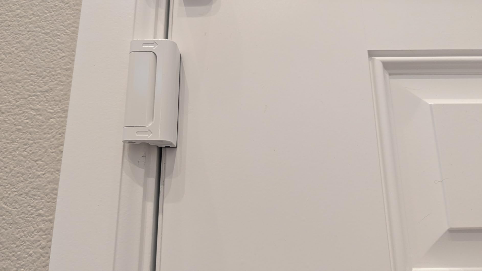1 Pack Door Reinforcement Lock, Home Security Door Lock, Child Proof, White customer photo 2