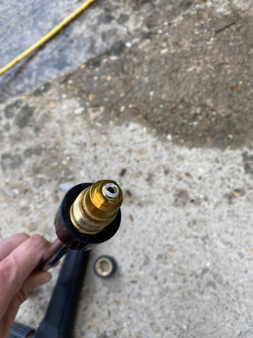 Kärcher Pressure Washer K1900PS, CETA Certified, 3 Spray Nozzles, Detergent Tank, for Cars, Driveways, Siding, Patios, 1.2 GPM customer photo 1