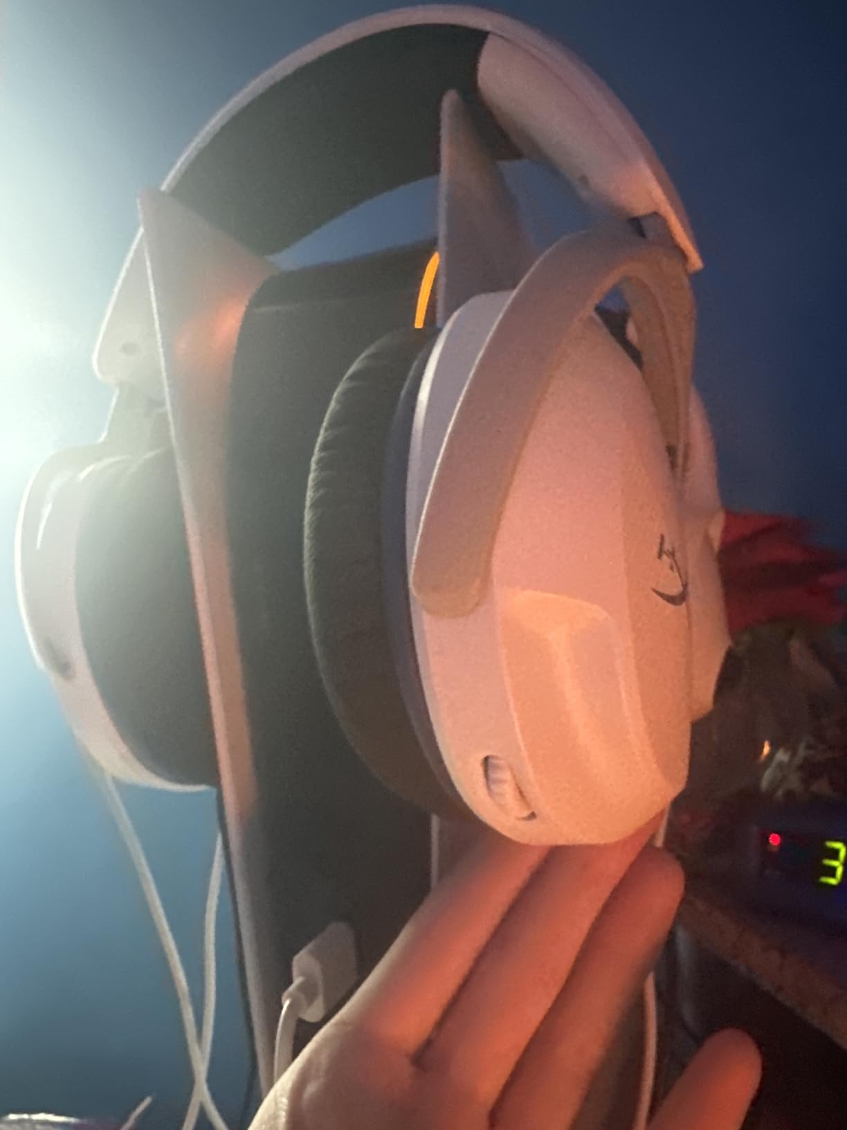 HyperX Cloud Stinger 2 Core - Gaming Headset for Playstation, Lightweight Over-Ear Headset with mic, Swivel-to-Mute Function, 40mm Drivers - Black customer photo 2