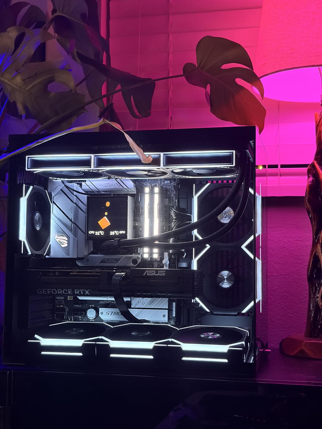 ASUS ROG Strix B650-A Gaming WiFi AMD B650 AM5 Ryzen™ Desktop 9000 8000 & 7000 ATX motherboard, 12 + 2 power stages, DDR5, 3x M.2 slot, PCIe® 4.0, 2.5G LAN, WiFi 6E, USB 3.2 Gen 2x2 Type-C®, Aura Sync customer photo 2