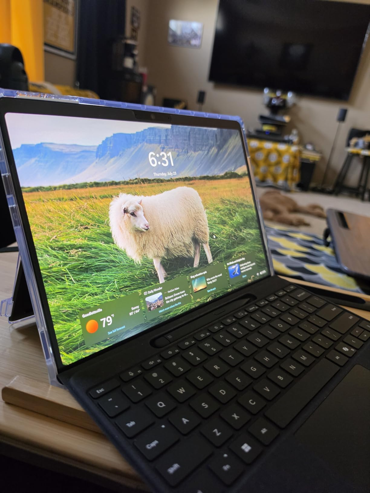 INFILAND Surface Pro 11/10/9 Case, Crystal Clear Multi-Angle Shockproof customer photo 1