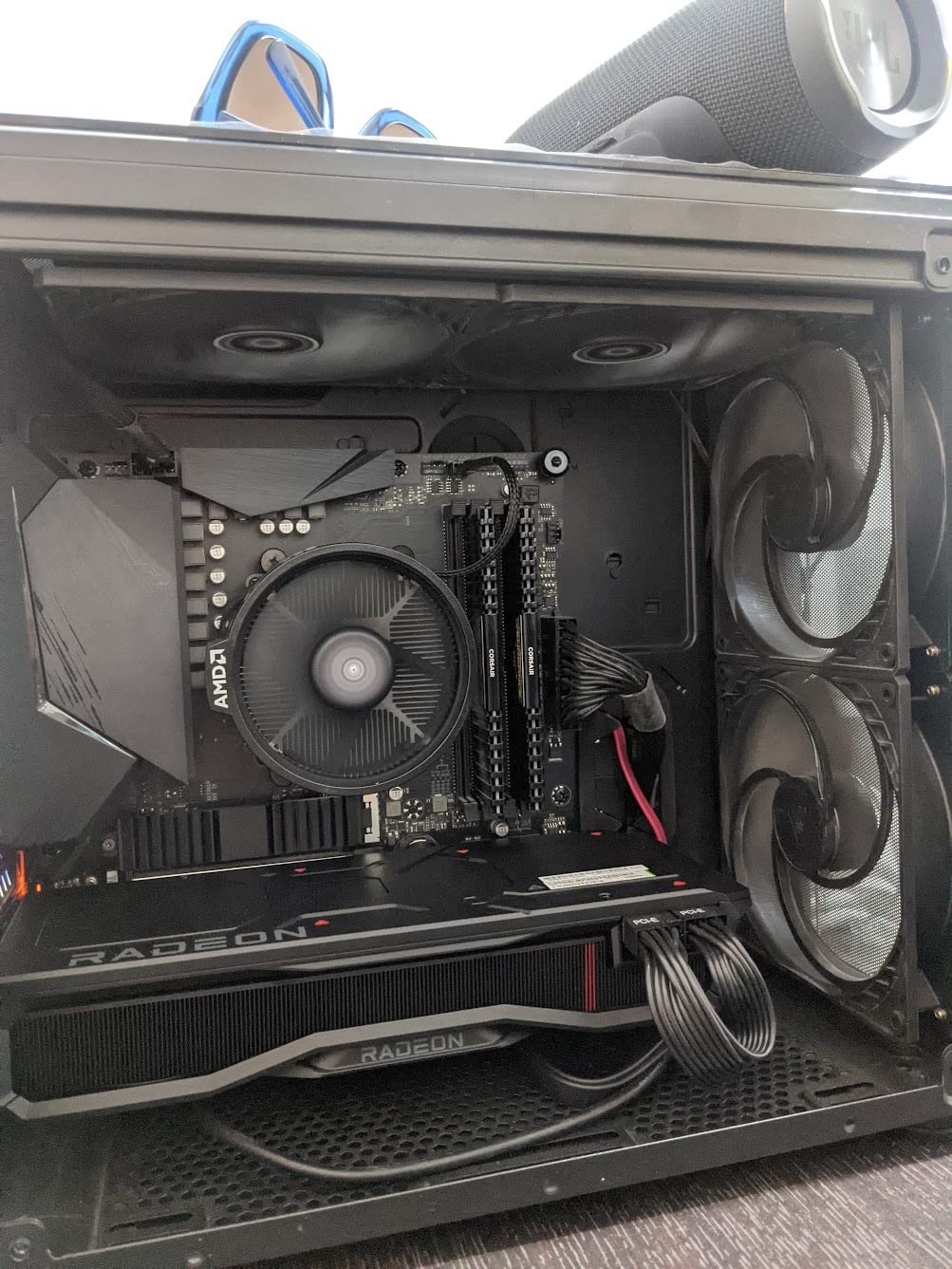 Sapphire 21323-01-20G AMD Radeon RX 7900 XT Gaming Graphics Card with 20GB GDDR6, AMD RDNA 3, Black customer photo 1