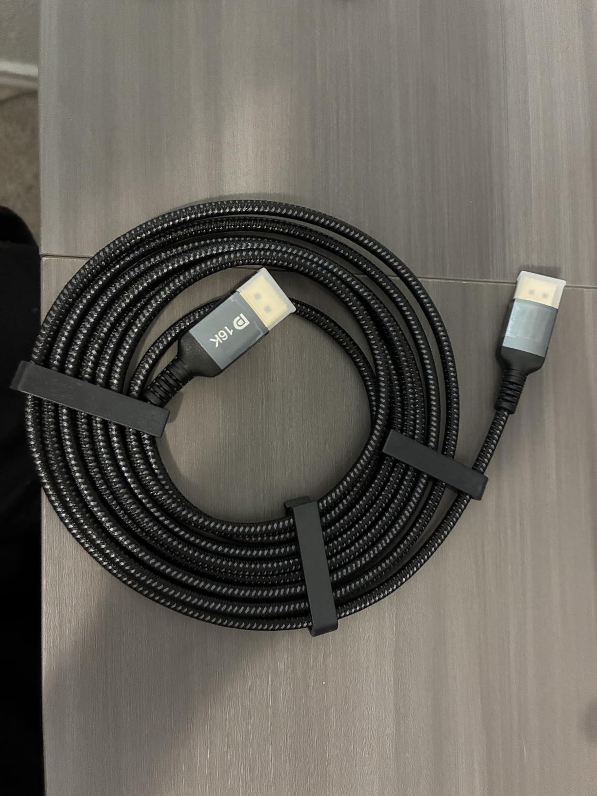 Stouchi 10FT VESA Certified DisplayPort 2.1 Cable 80Gbps UHBR20 DP Cord customer photo 1