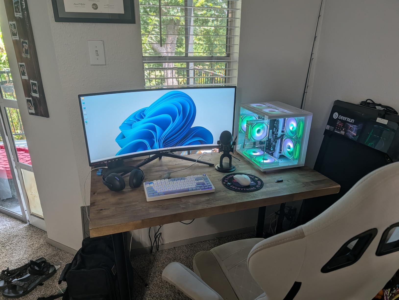 Sceptre 34-Inch Curved Ultrawide WQHD Monitor (3440 × 1440), R1500, up to 180Hz/165Hz, DisplayPort x2, 99% sRGB, 1ms, Built-in Speakers, Machine Black, 2025 (C345B-QUT168) customer photo 1