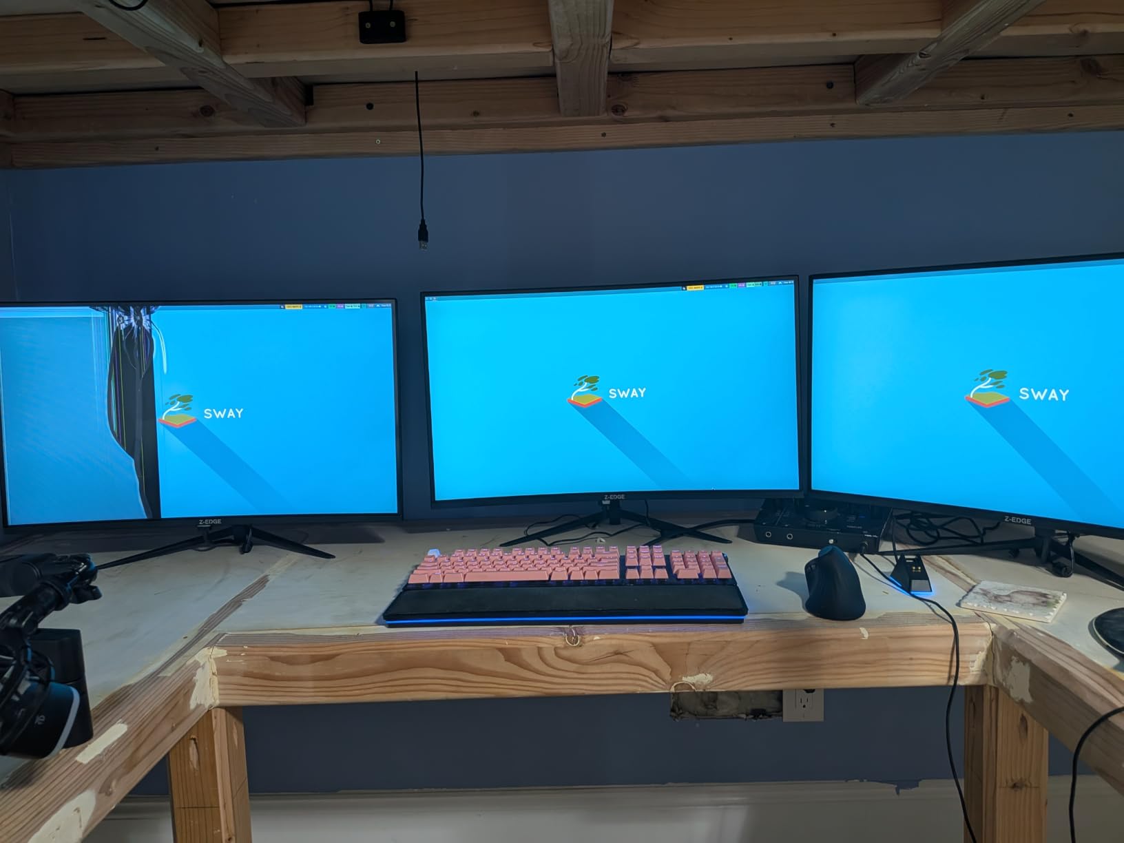 Z-Edge 27 inch Curved Gaming Monitor, QHD 1440P 165Hz 144Hz PC Screen customer photo 2