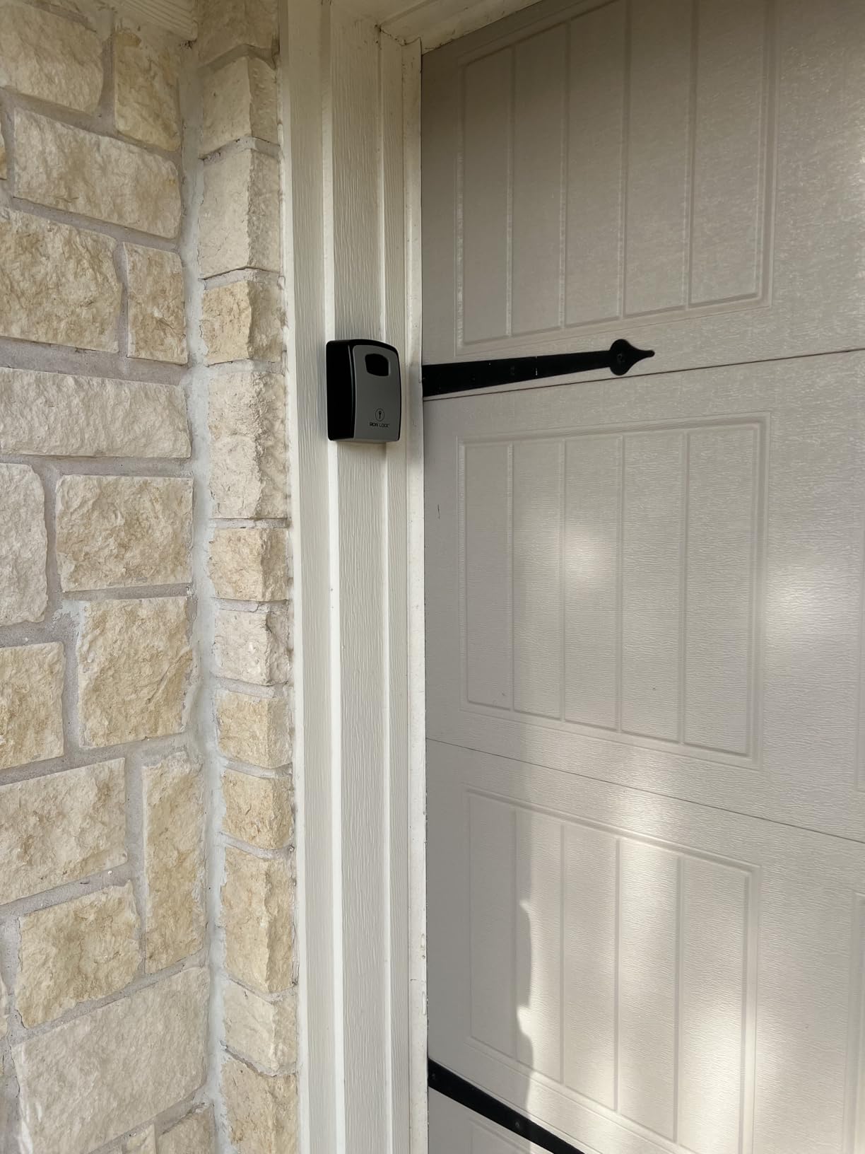 Iron Lock® Small Wall Mount Key Lock Box for Keys Outside (Black) customer photo 1