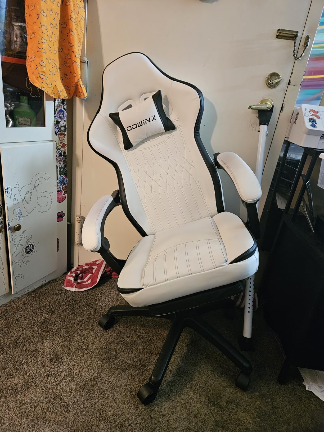 Dowinx Gaming Chair Breathable PU Leather Gamer Chair with Footrest Massage Lumbar Support, Big and Tall Ergonomic Reclining Computer Chair with Pocket Spring Cushion for Adults Teens (Brown) customer photo 2