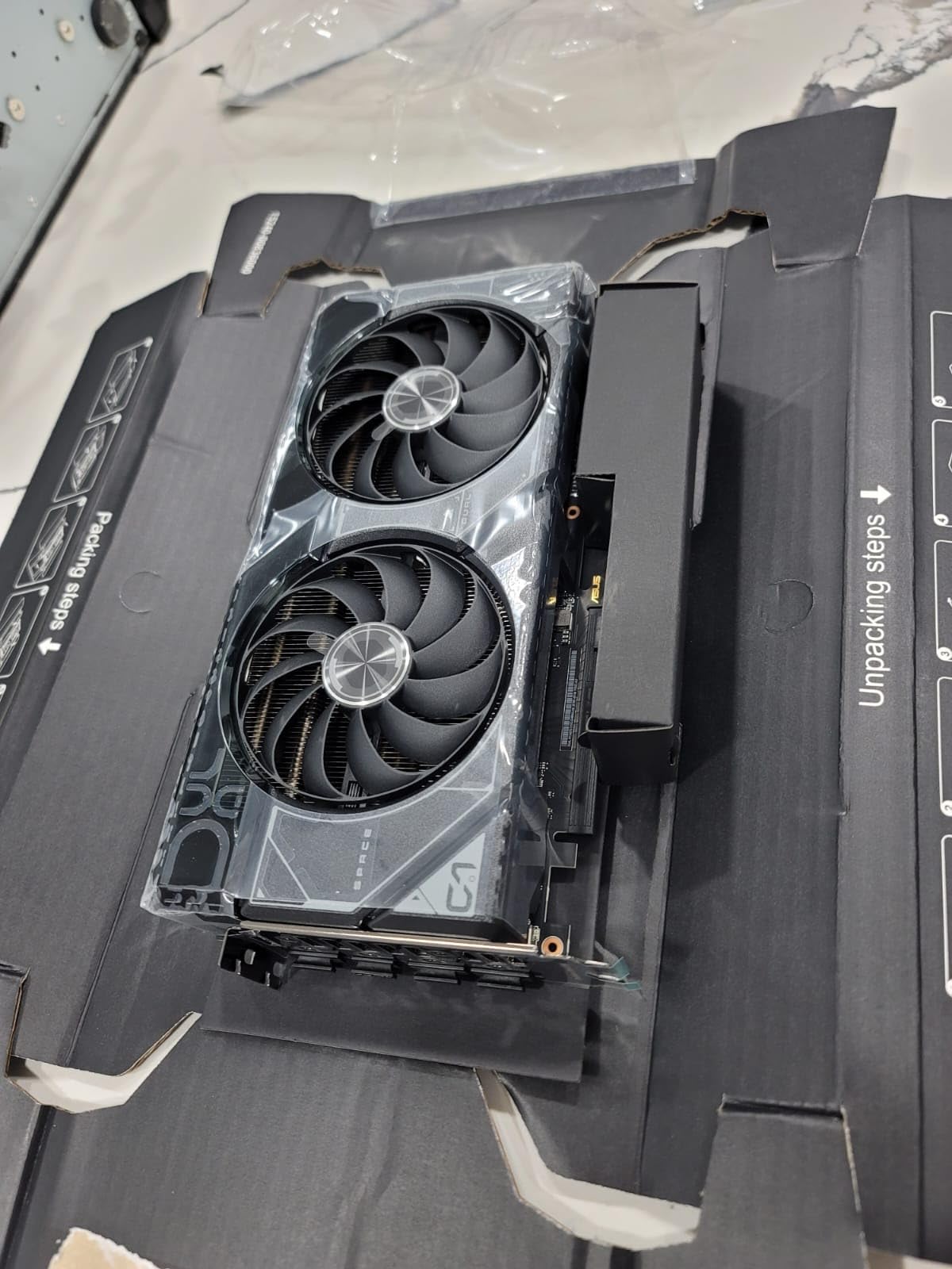 ASUS Dual GeForce RTX 4070 OC Edition 12GB GDDR6X, IP5X, Auto-Extreme Technology, 144-Hour Validation Program, HDMI 2.1a, DP 1.4a, 3 Year Warranty customer photo 2