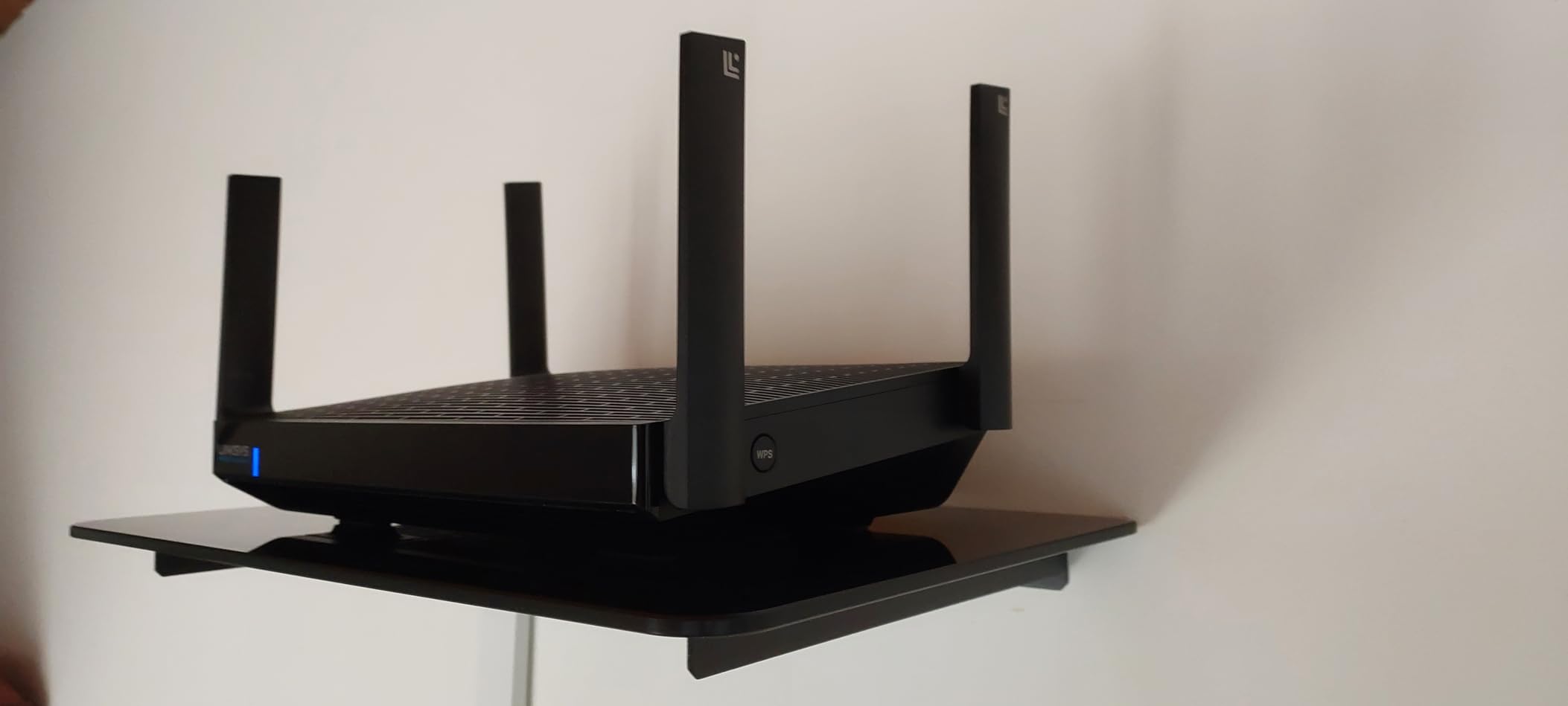 Linksys Mesh WiFi Hydra Pro 6E Tri-Band Router High-Speed Axe Router for Streaming & Gaming, Speeds up to (AXE6600) 6.6Gbps - MR7500/MR75WH (Renewed) customer photo 2