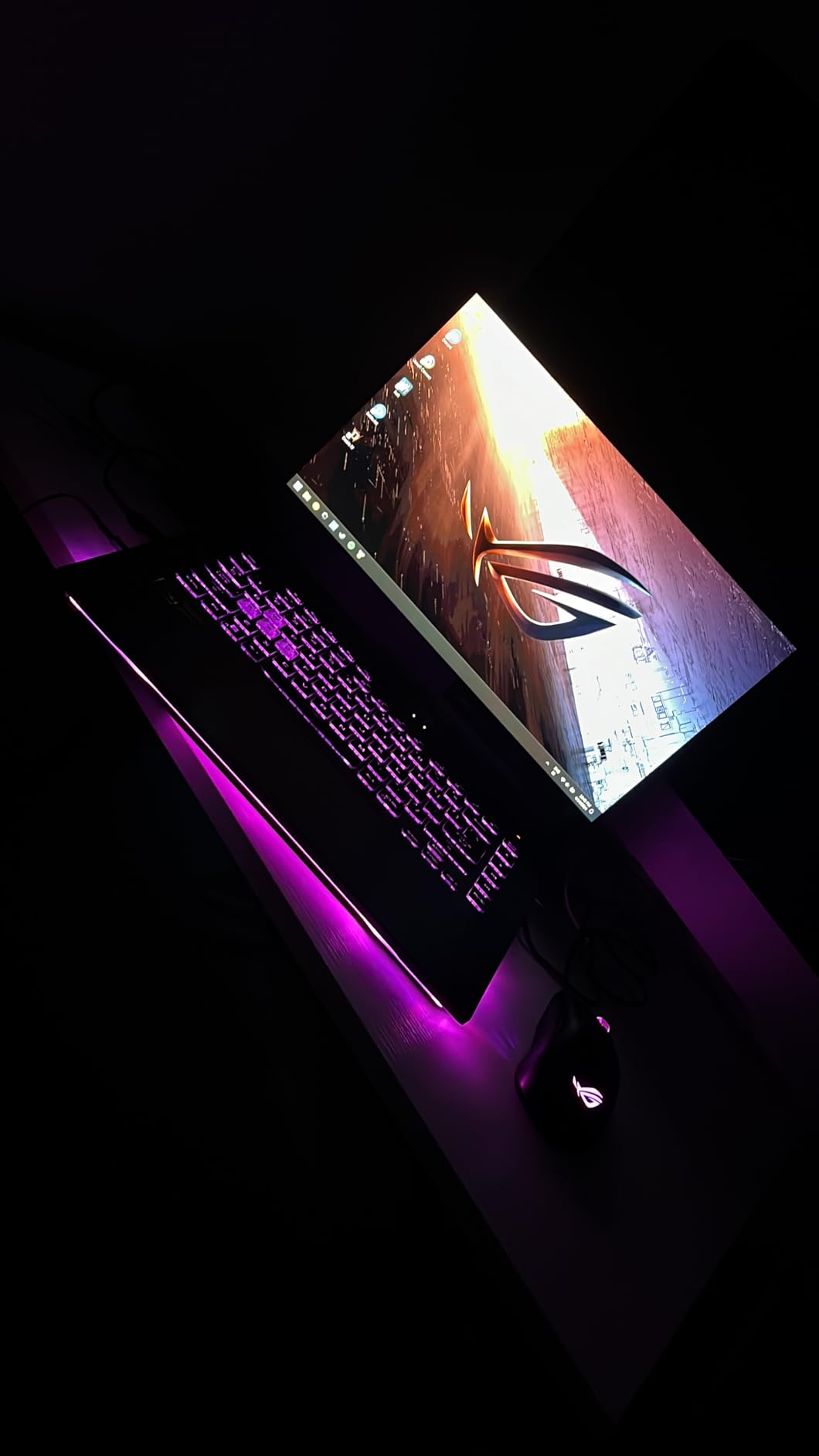 ASUS ROG Strix G15 (2022) Gaming Laptop, 15†16:10 FHD 144Hz, GeForce RTX 3050, AMD Ryzen™ 7 6800H/HS, 16GB DDR5, 512GB PCIe SSD, Wi-Fi 6E, Windows 11, G513RC-ES73, Eclipse Gray customer photo 2