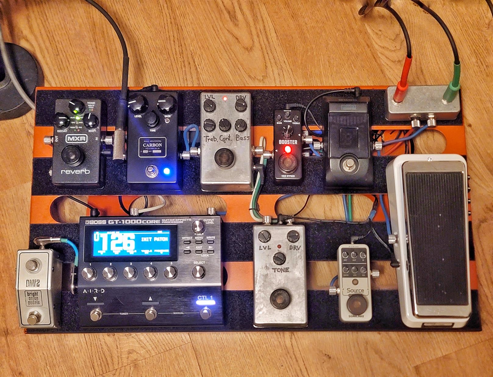 GOKKO Guitar Pedal Board with Power Supply Bracket 22