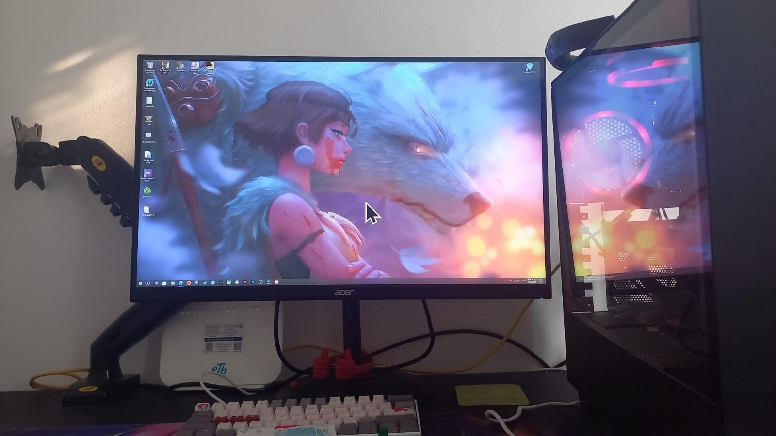 Acer Nitro 27in QHD 2560x1440 IPS 180Hz Gaming Monitor XV271U M3bmiiprx | 0.5ms, AMD FreeSync, DCI-P3 95%, 2xHDMI, DisplayPort, Ergo Stand, Speaker, VESA Mountable, Bluelight Filter customer photo 2